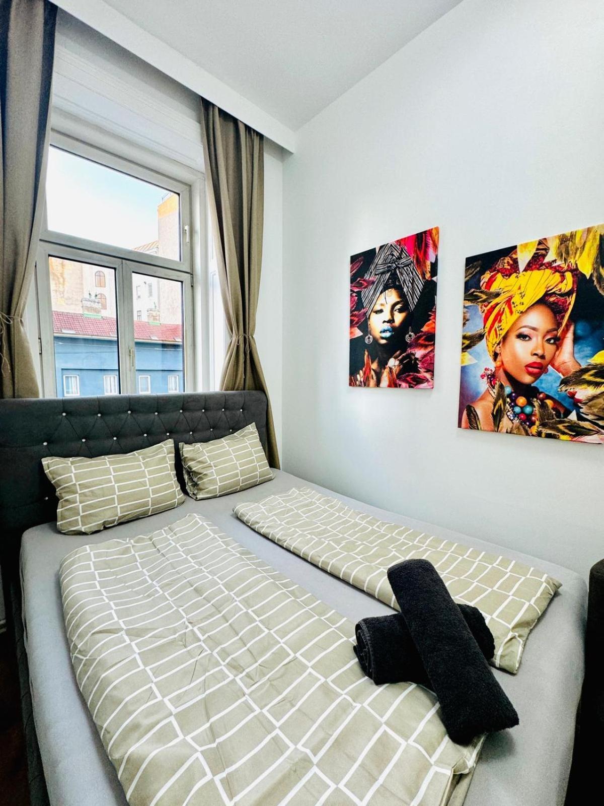 Cozy 9Br Shared Apartment, Only 12Min Walk To Augarten Wien Eksteriør billede
