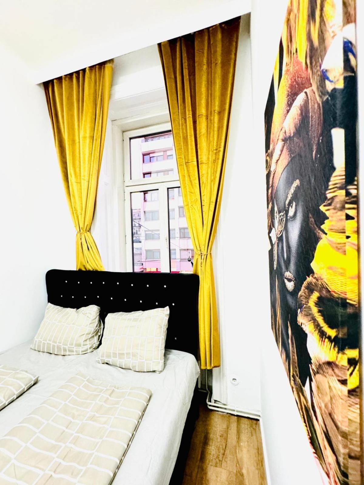 Cozy 9Br Shared Apartment, Only 12Min Walk To Augarten Wien Eksteriør billede