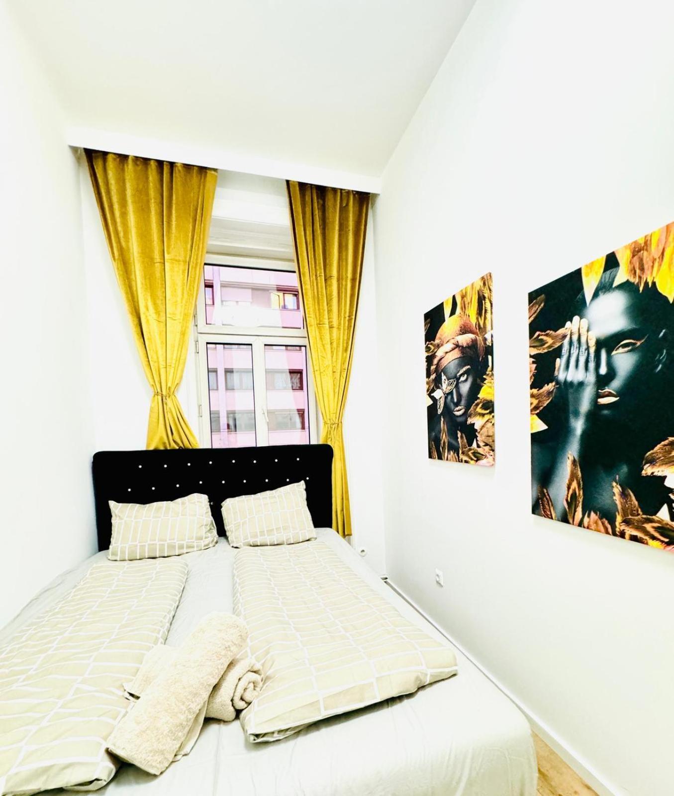 Cozy 9Br Shared Apartment, Only 12Min Walk To Augarten Wien Eksteriør billede